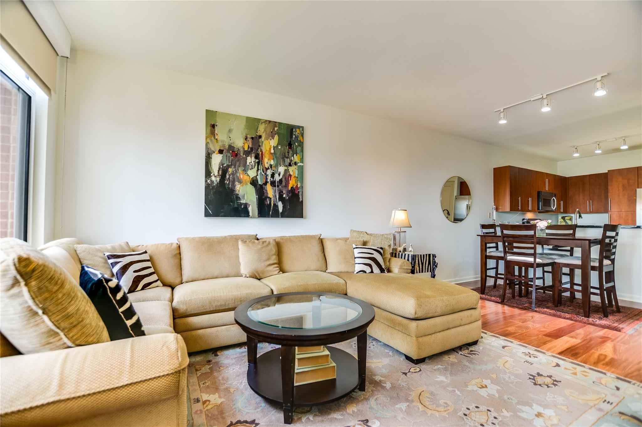 54 Rainey ST #811 — photo 4