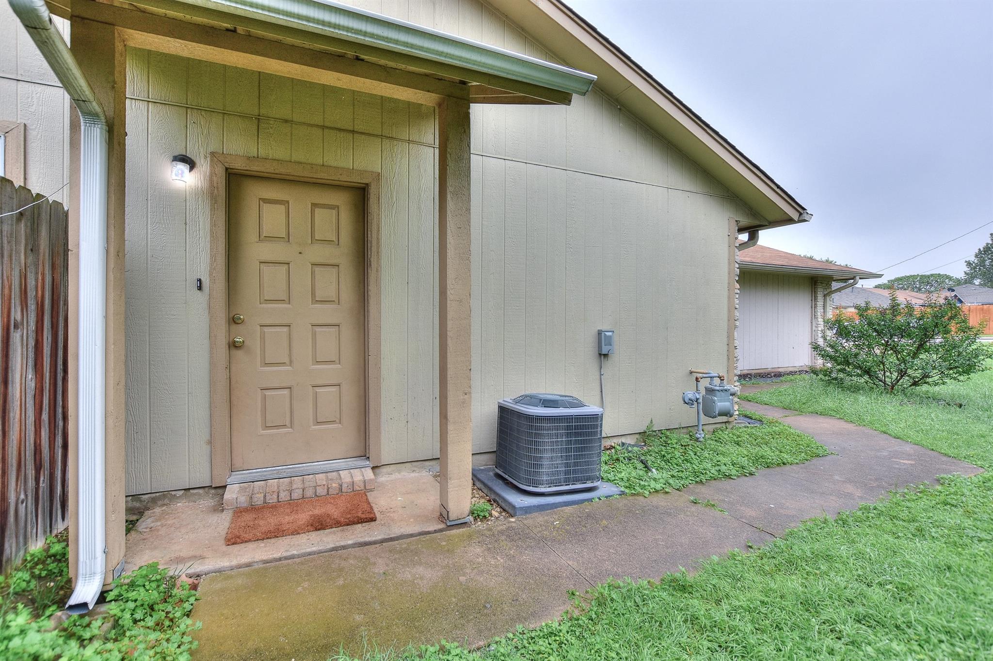 16132 Fitchburg CIR — photo 4