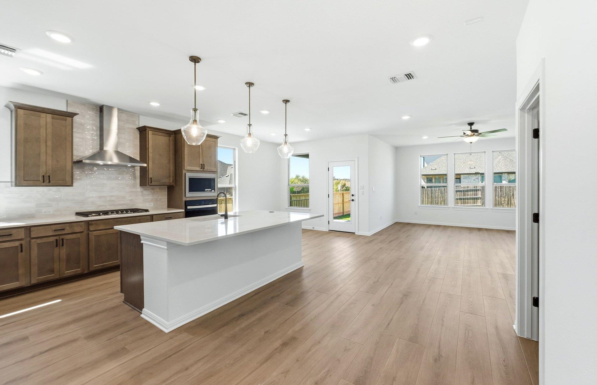 605 Ridge Point DR — photo 4