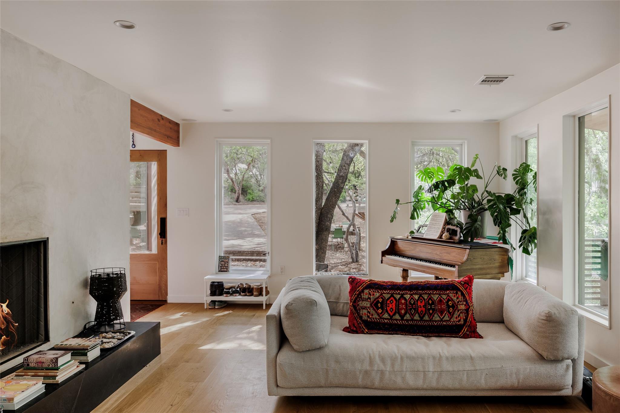 3310 Westhill DR — photo 4