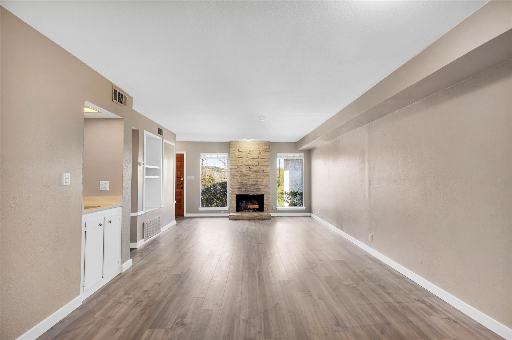 3607 Las Colinas DR #B — photo 5