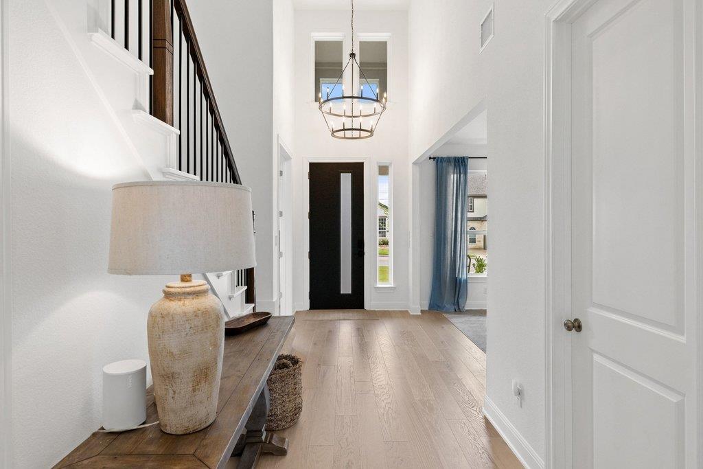 365 Pear Tree LN — photo 4