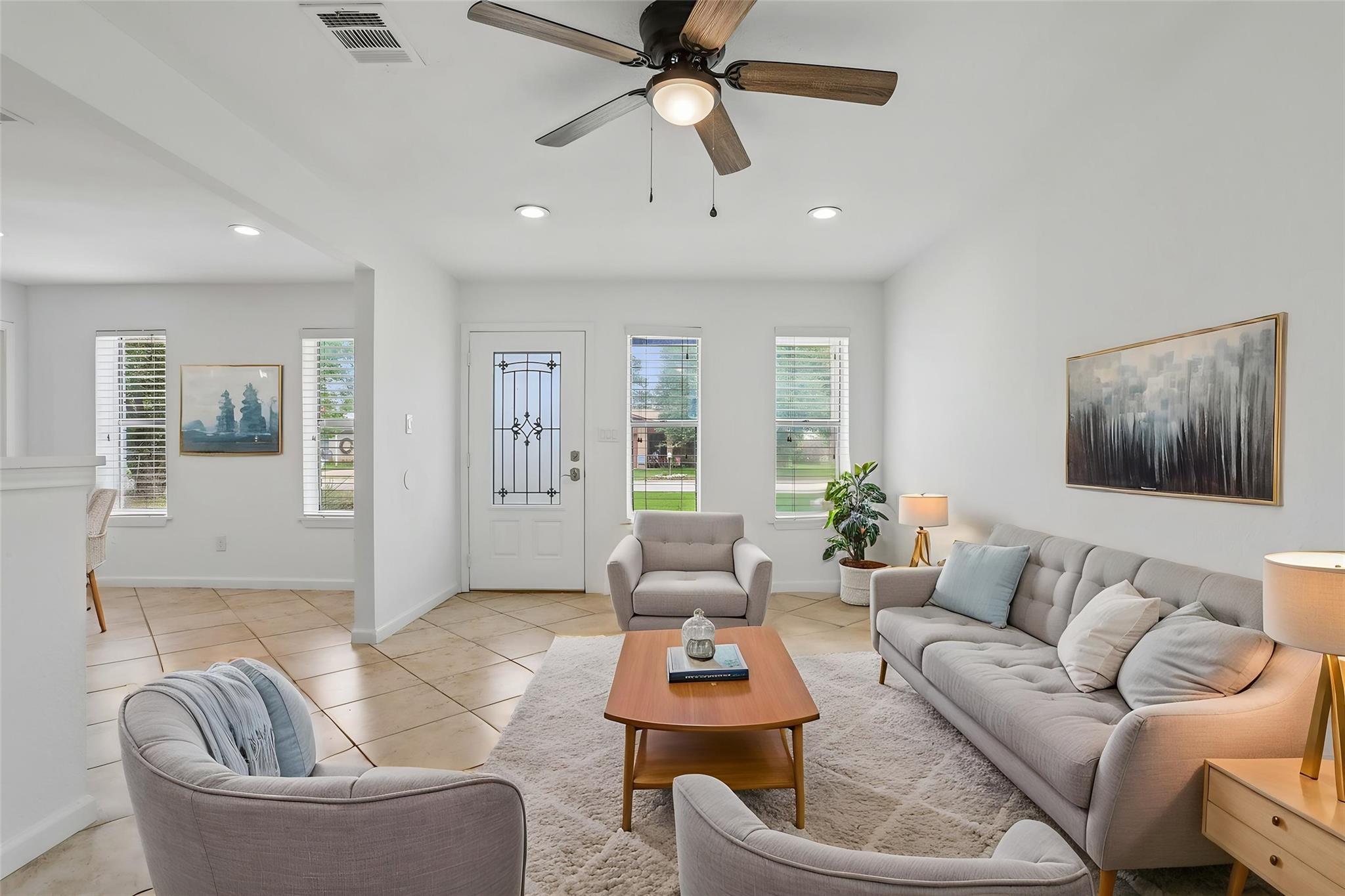 407 Magnolia ST — photo 4