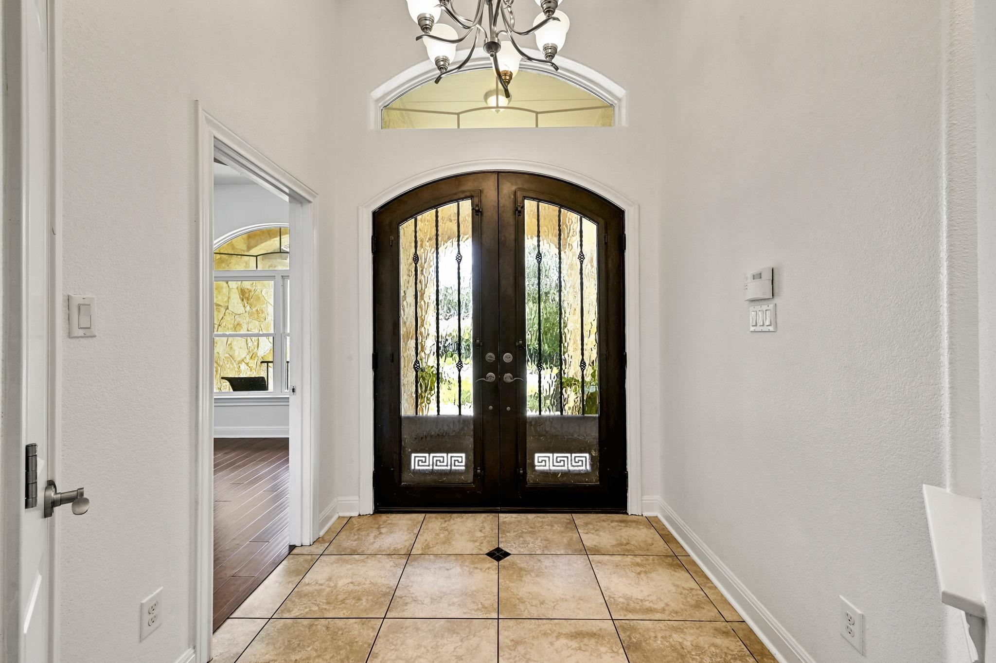 9402 Springwood DR — photo 4