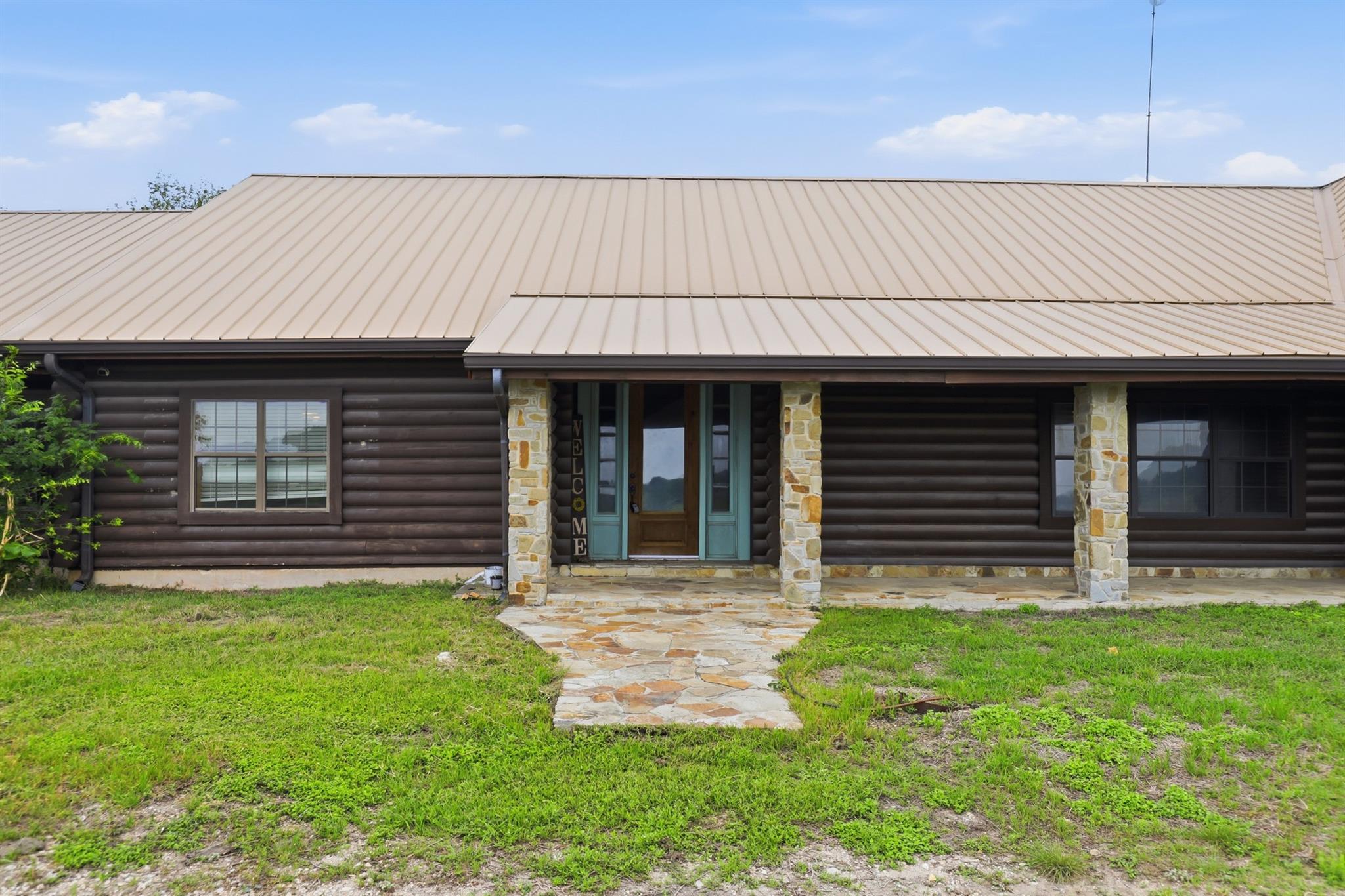900 Union Wine RD — photo 5