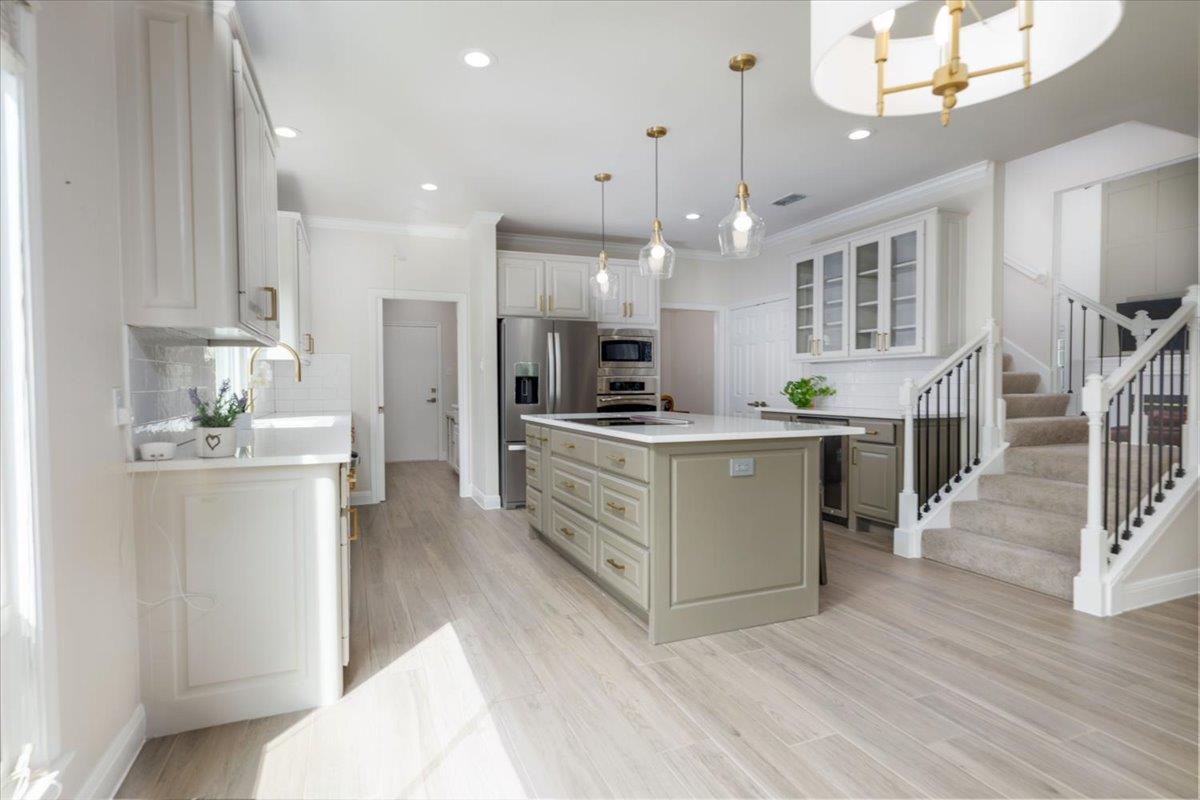 403 Golf Crest LN — photo 3