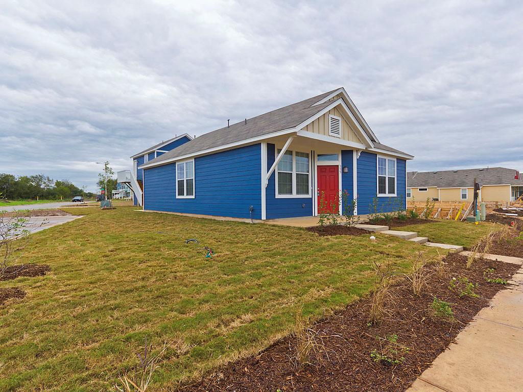 335 Rachel ST #Main Home — photo 4