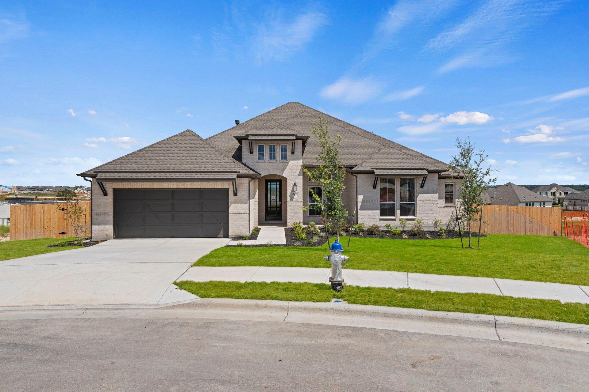 101 Uphill DR — photo 3