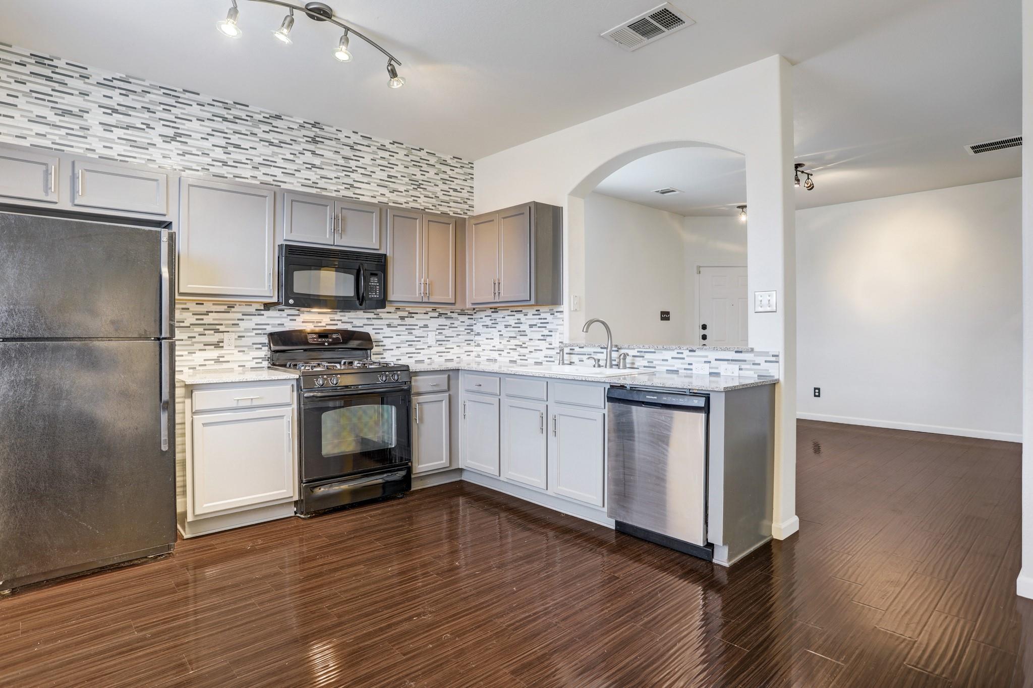 14608 Walt Whitman TRL #B — photo 5