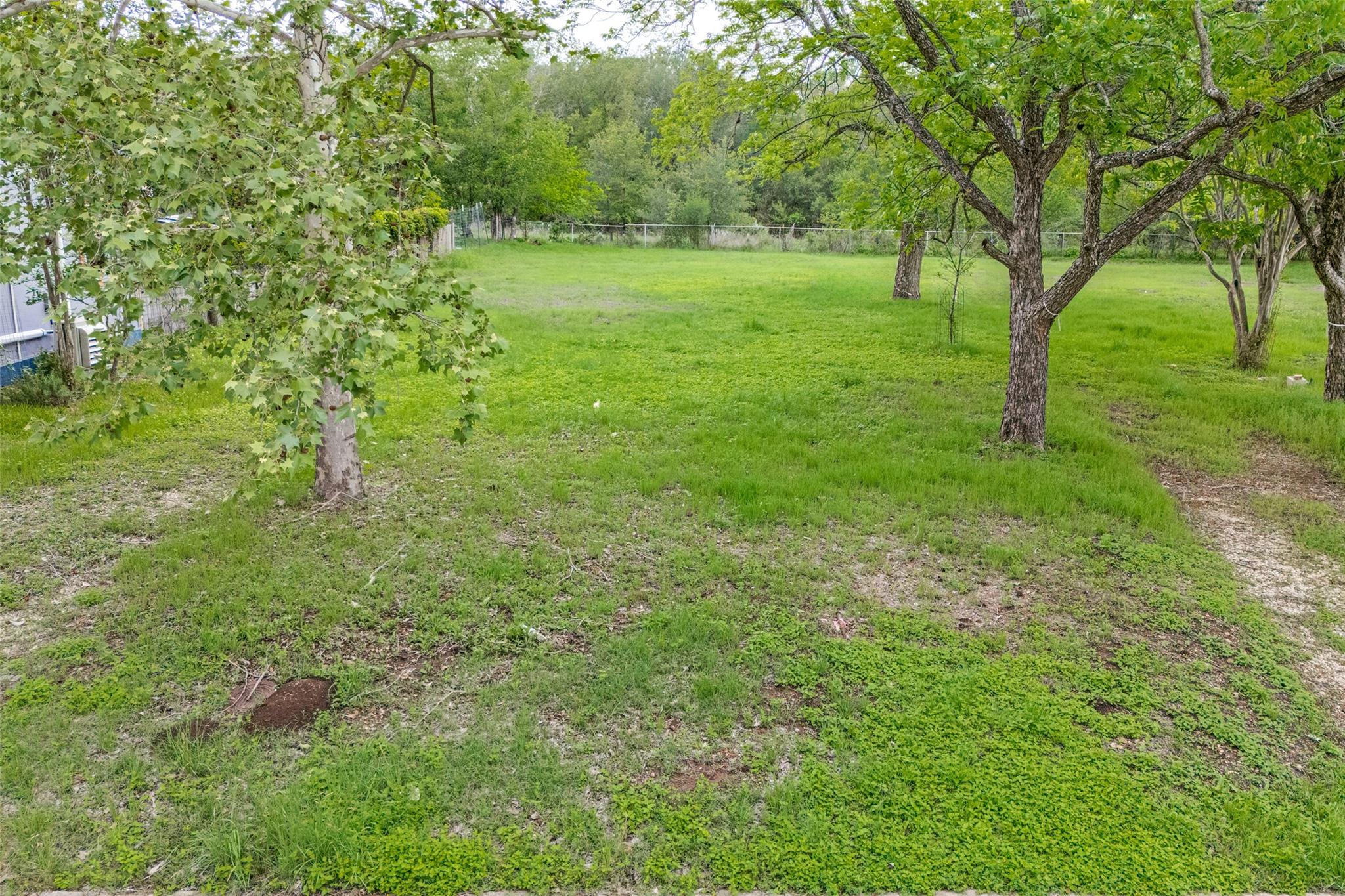 1110 Gravel ST — photo 4