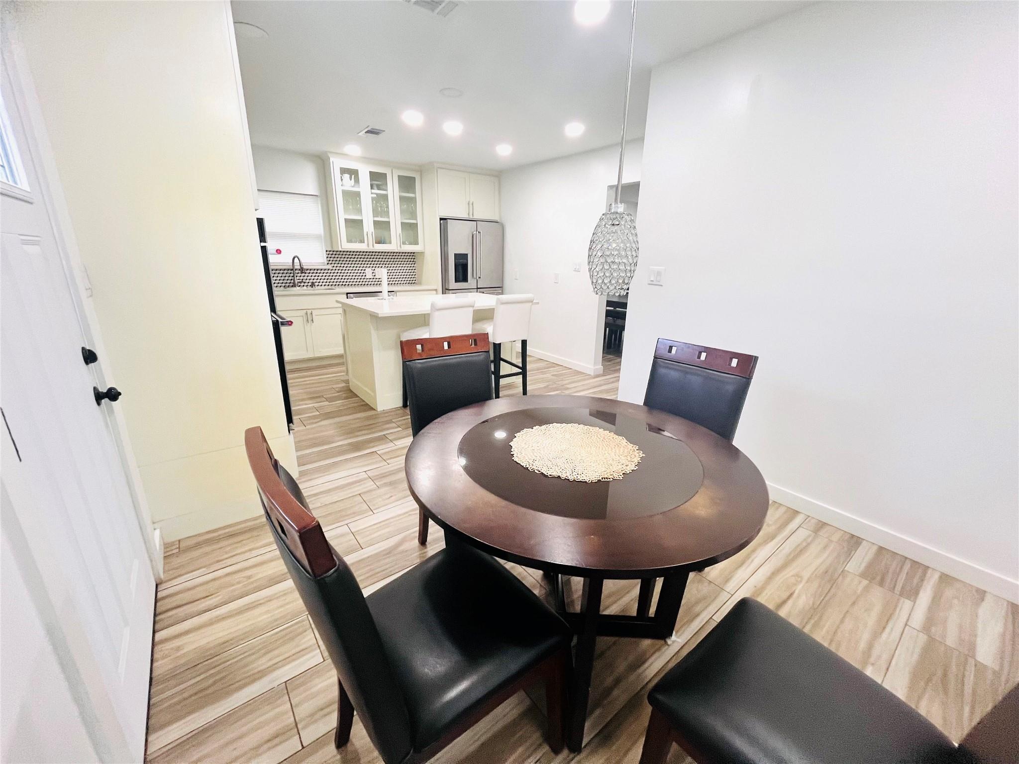 11604 Tedford ST — photo 4