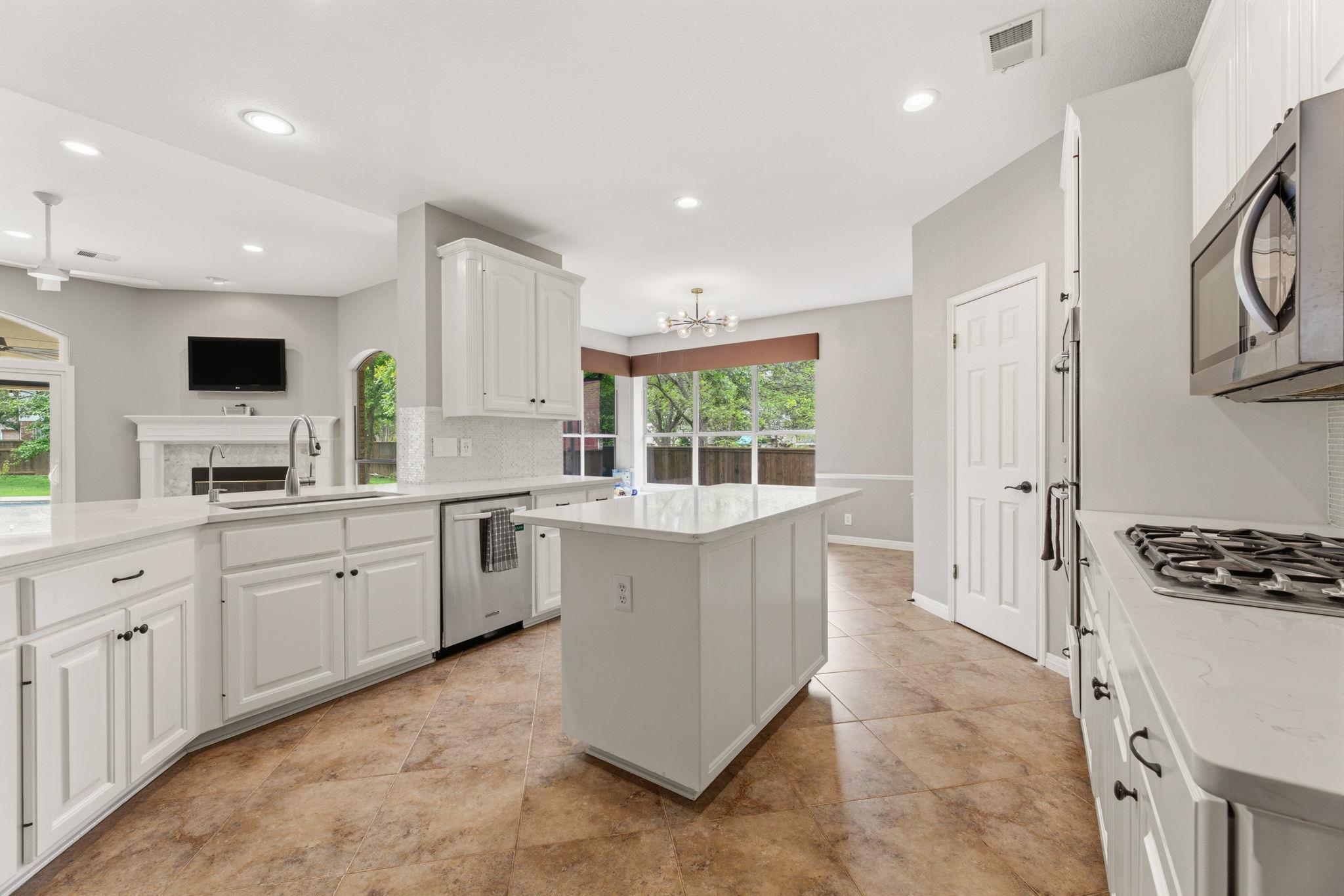 5224 China Garden DR — photo 4
