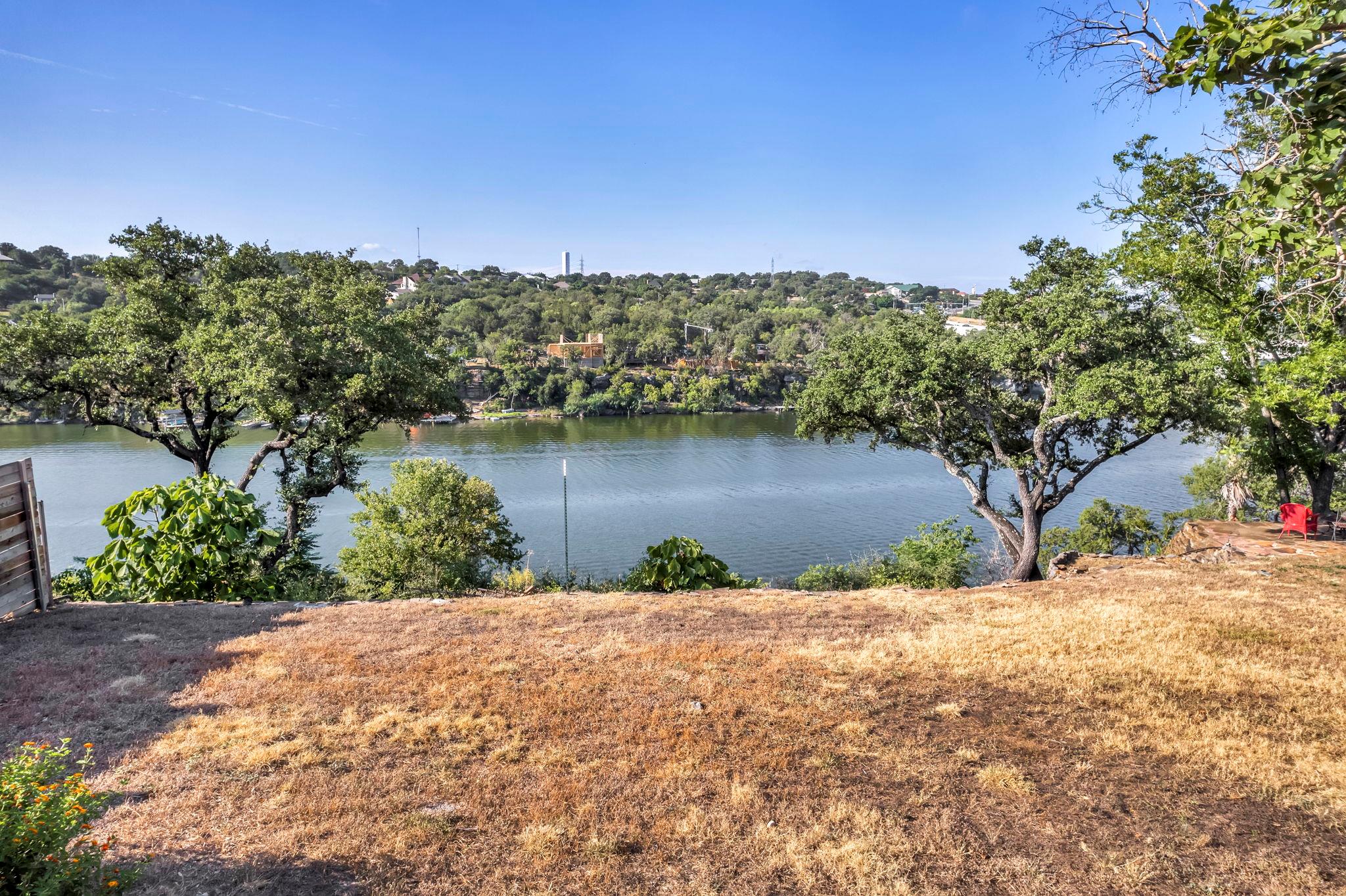 2800 Circle DR — photo 3