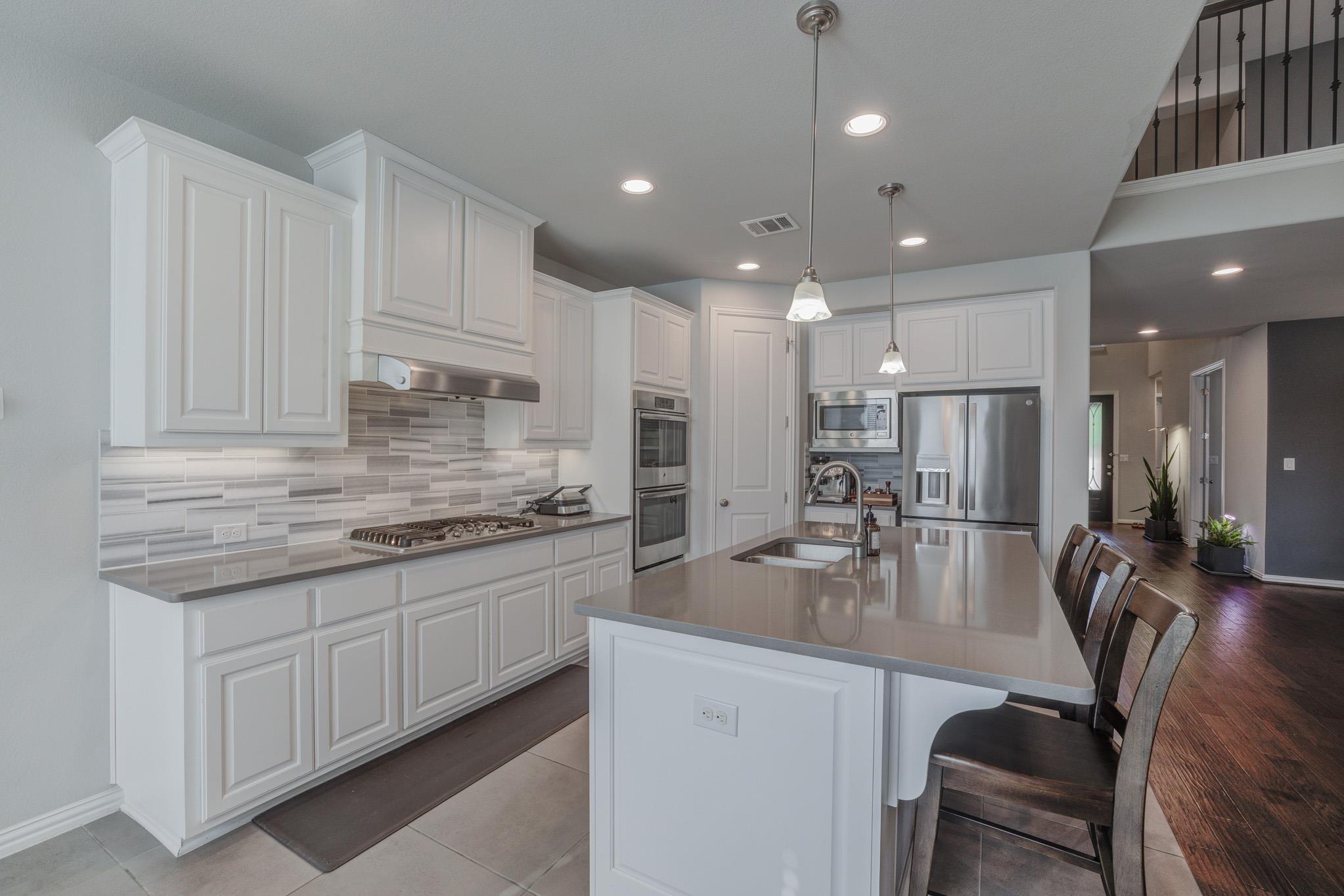 1701 Highland Ridge RD — photo 4