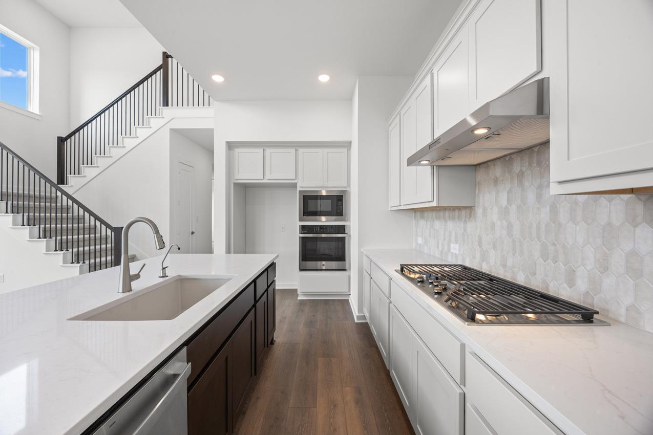 520 High Summit DR — photo 4