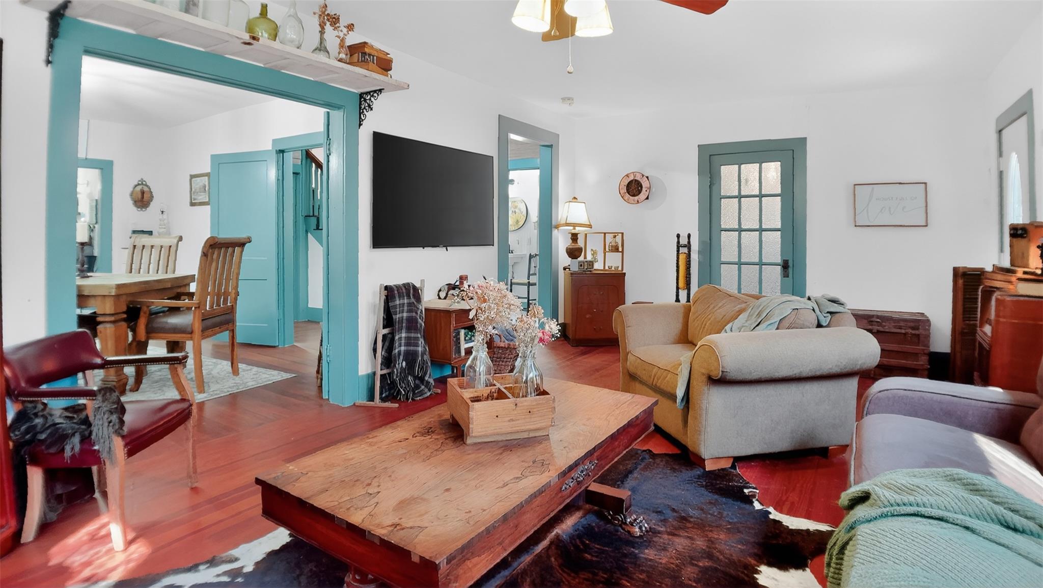 240 Allen ST — photo 3