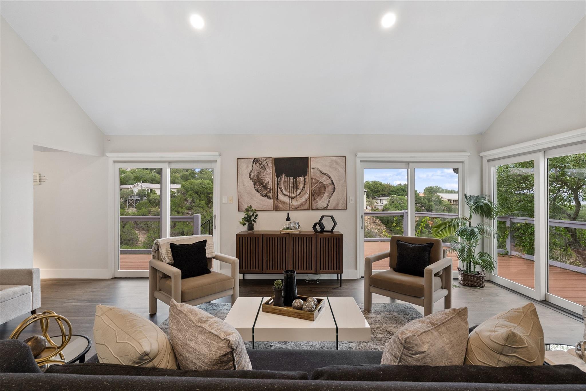 19426 Fisher LN — photo 4