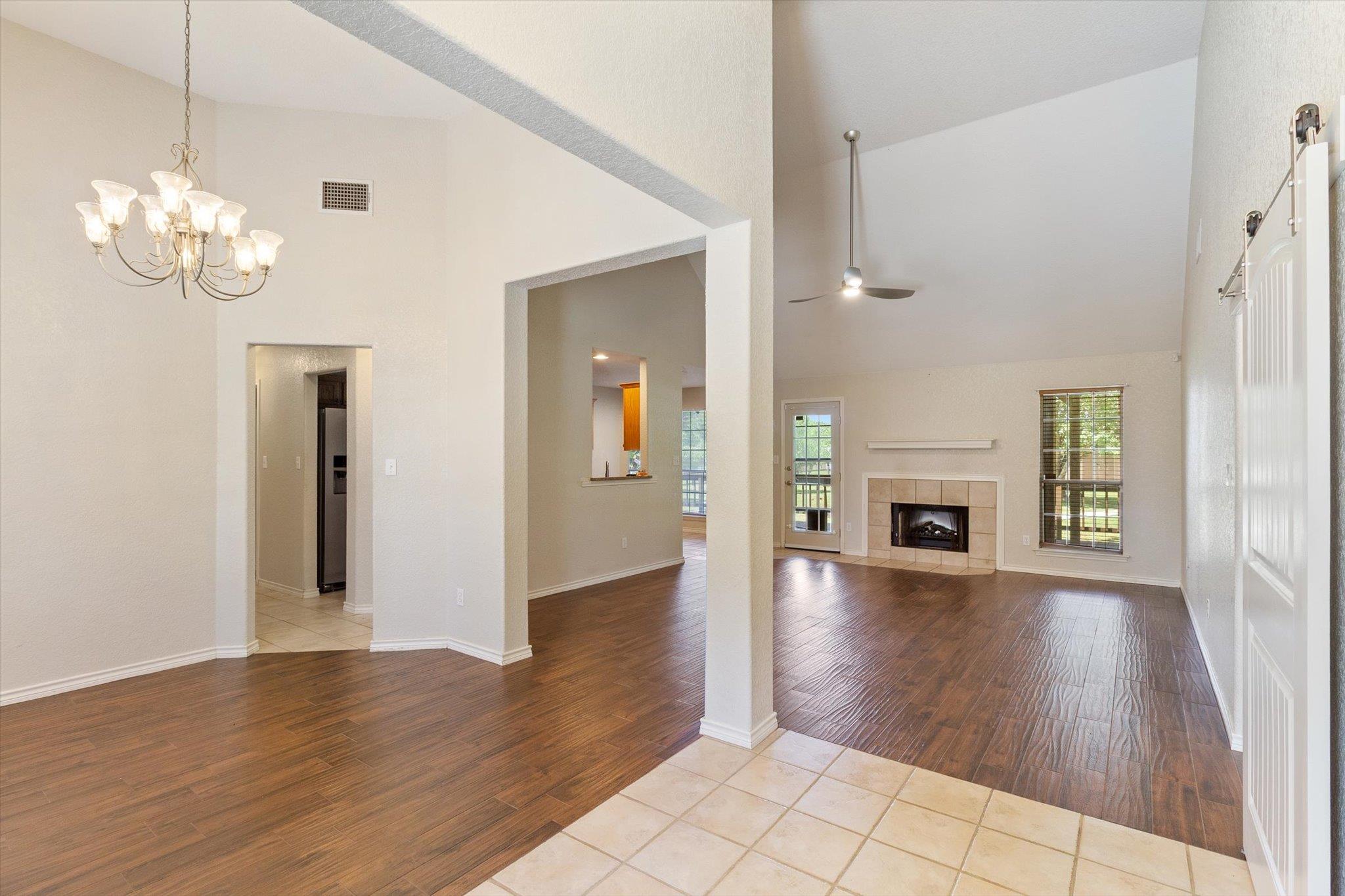 53 Tinas TRL — photo 3