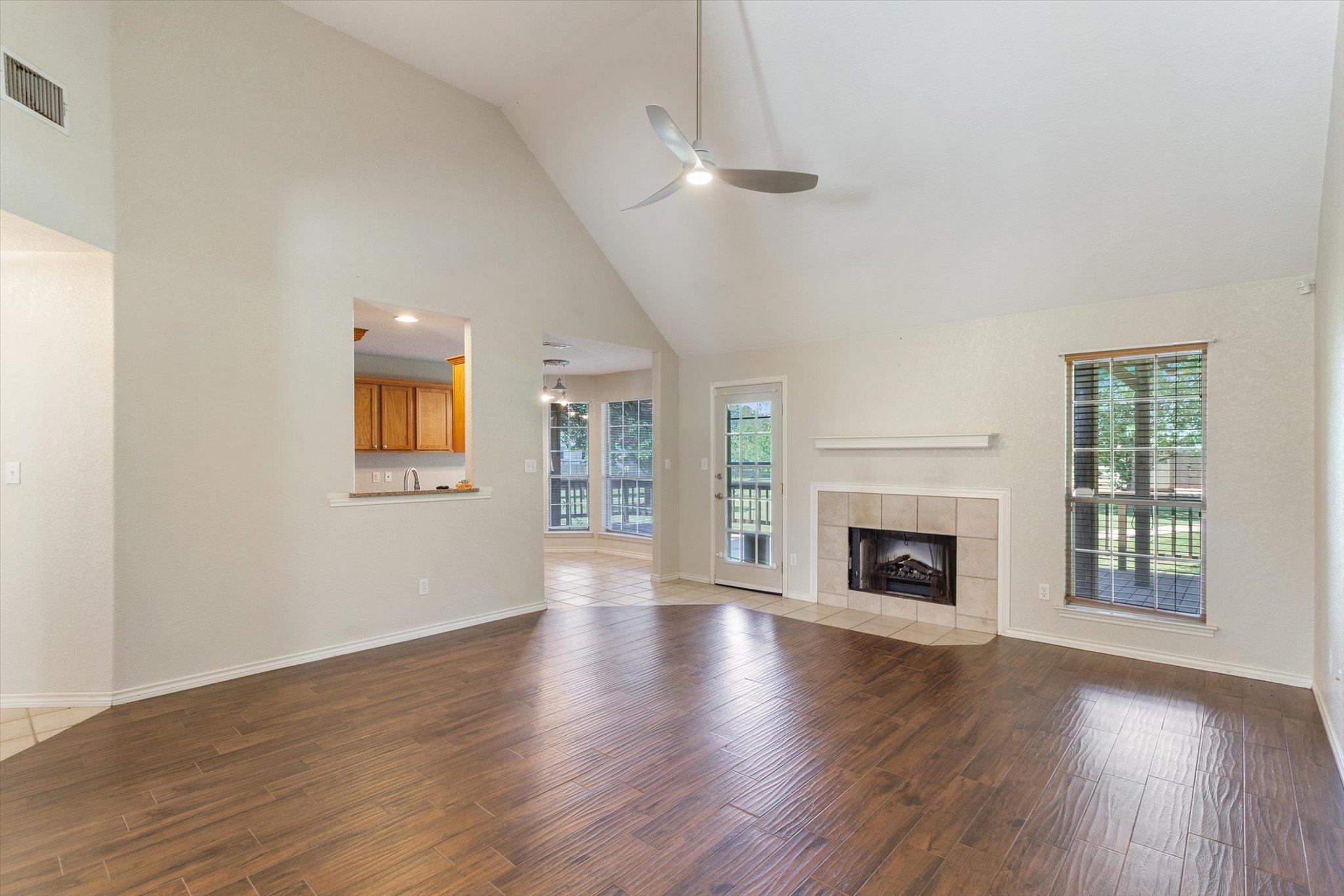 53 Tinas TRL — photo 5