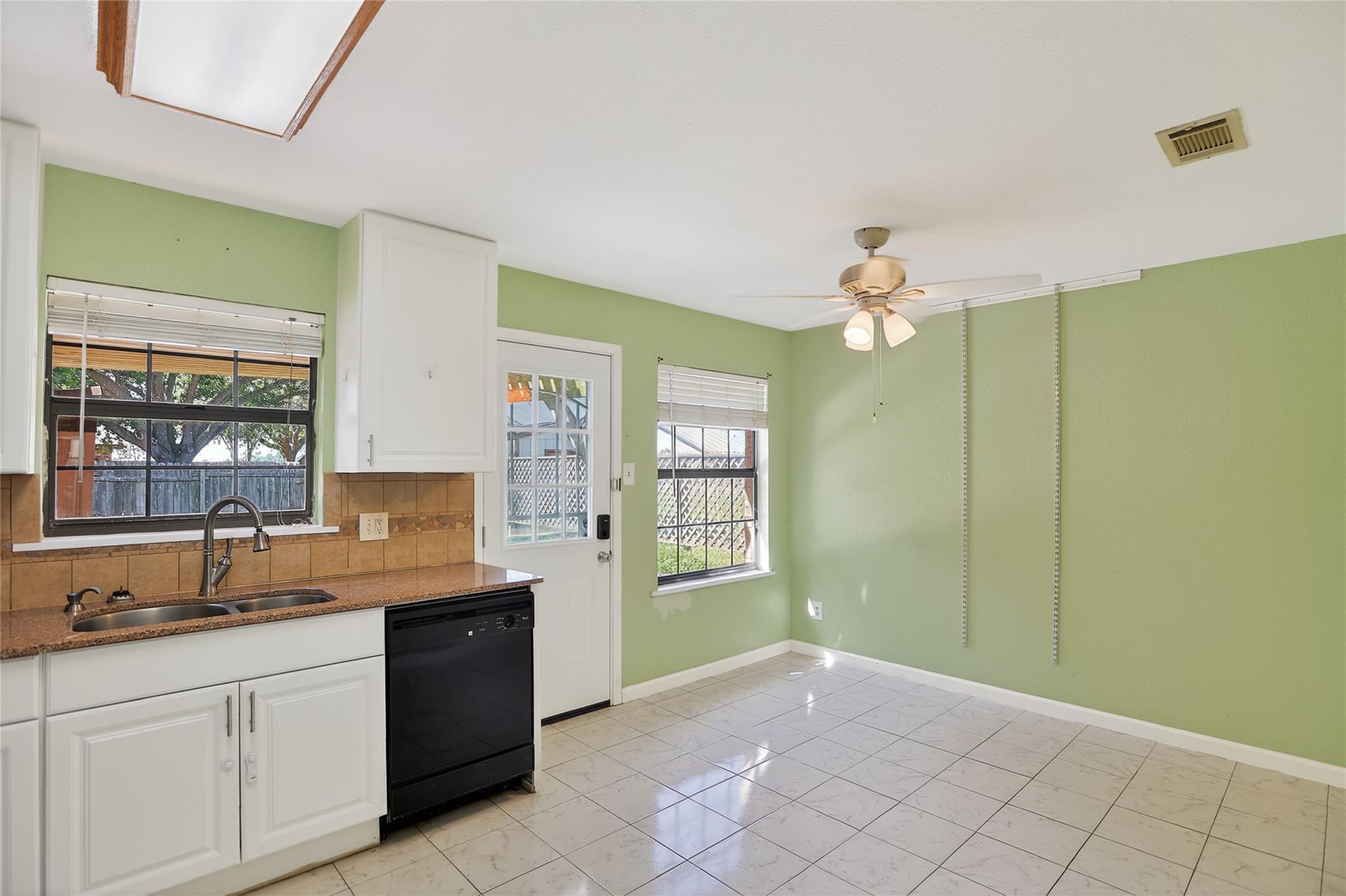 1308 Pendergrass ST — photo 5