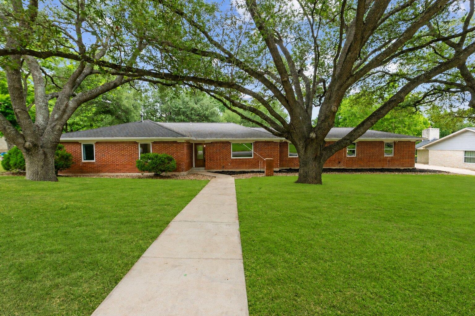 3604 Carla DR — photo 4