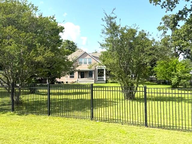 3202 Travis — photo 3