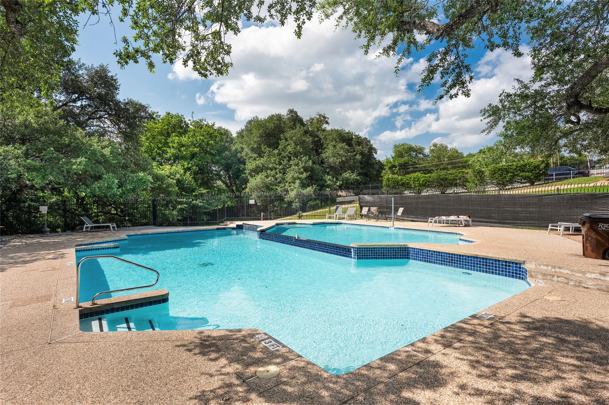1015 Yager LN #41 — photo 3