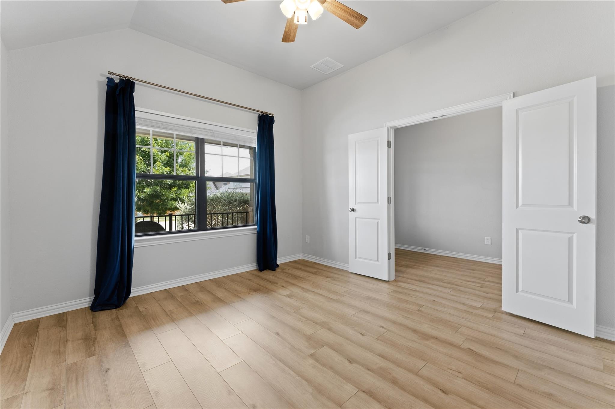 146 Red Granite DR — photo 4