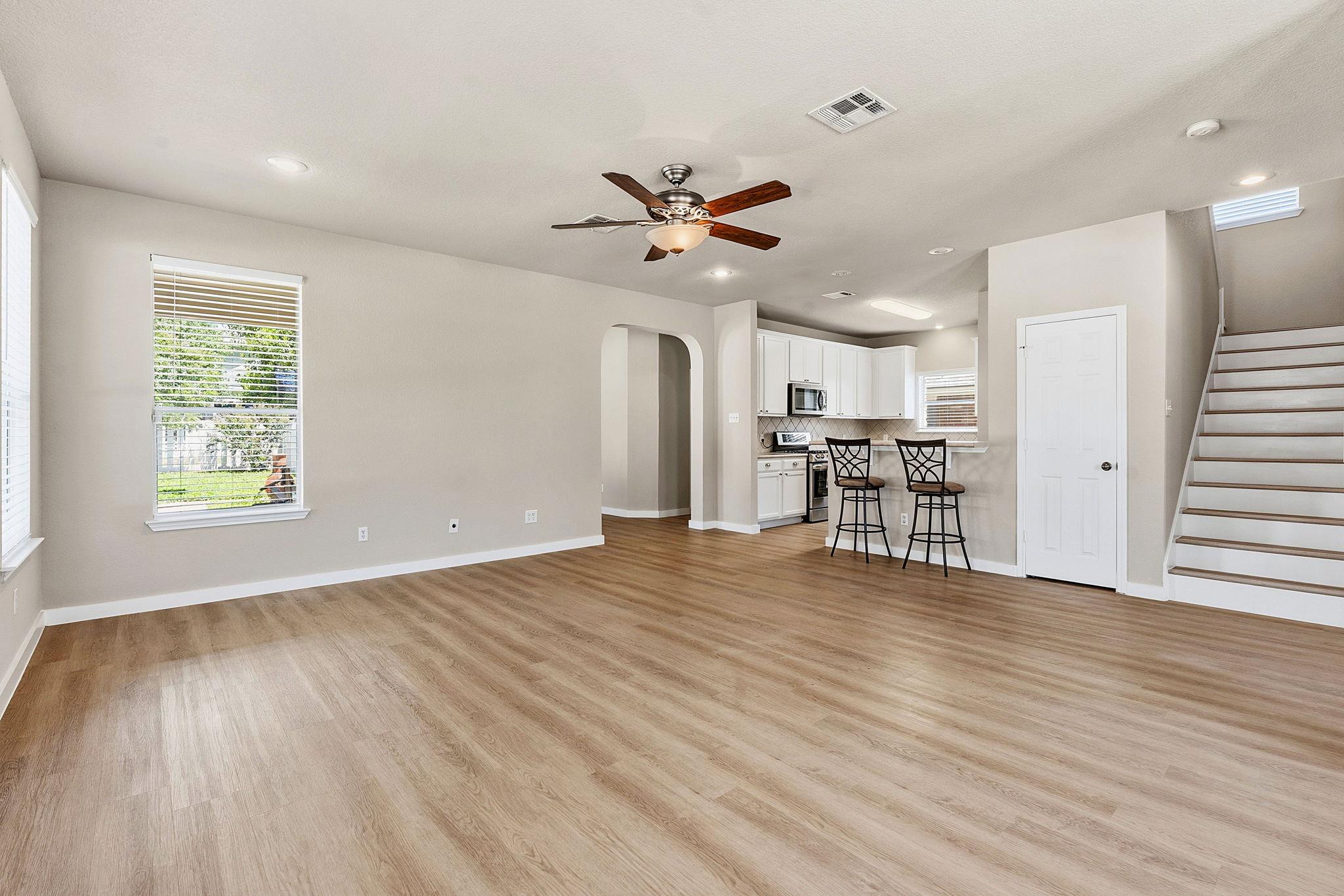 601 Brazos Bend DR — photo 5