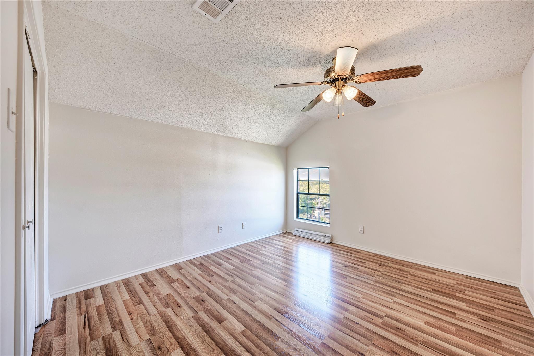 2401 Leon ST #300 — photo 4