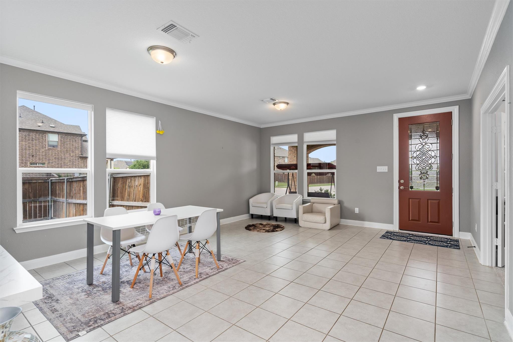 1201 Euless LN — photo 5