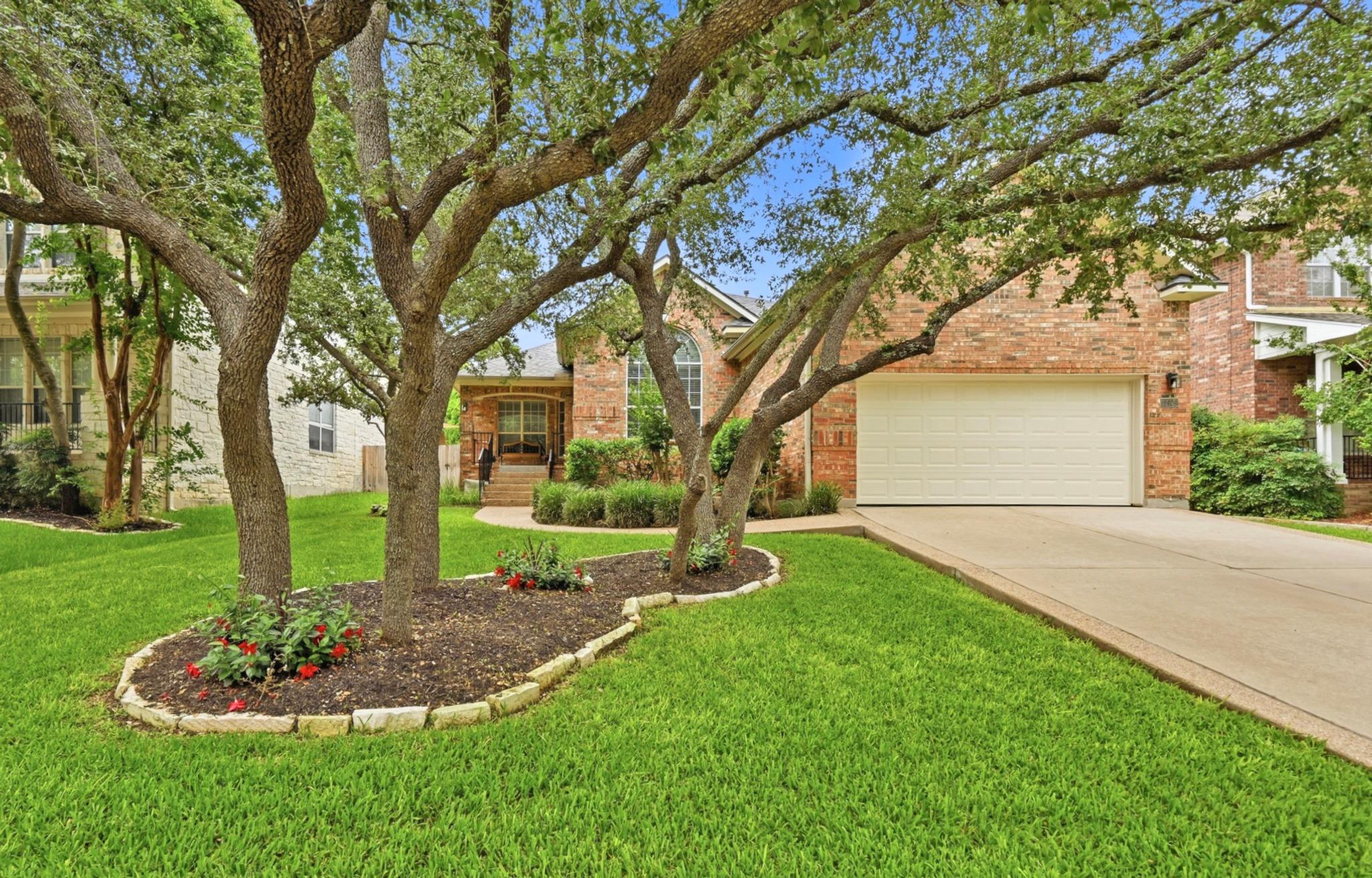 12909 Majestic Oaks DR — photo 3