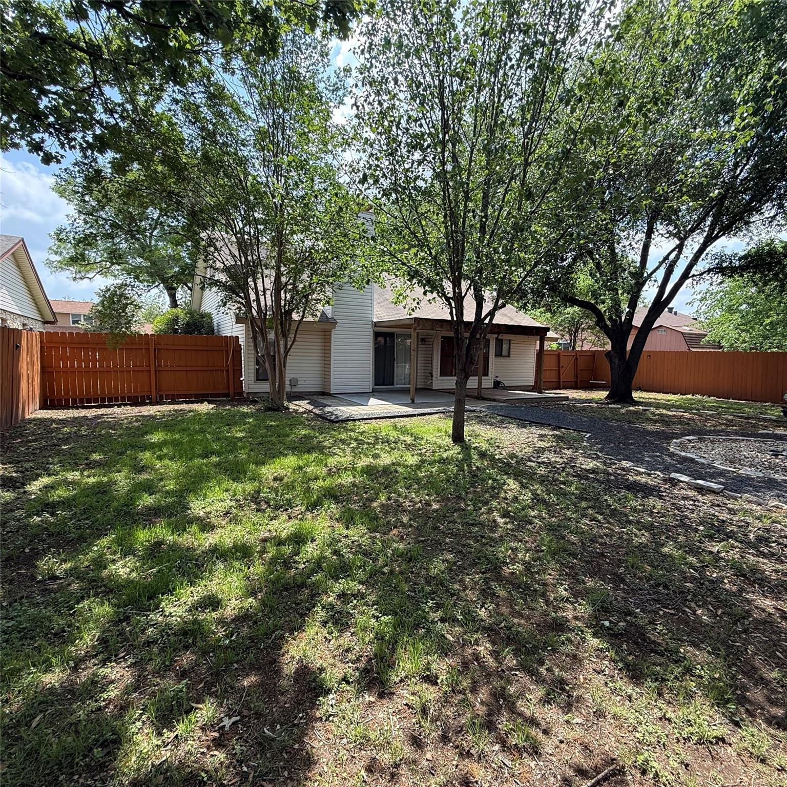 1500 Wroxton WAY — photo 3
