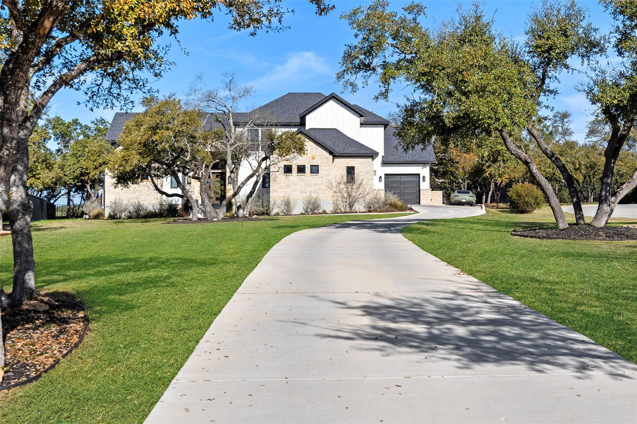 316 Stockman DR — photo 3