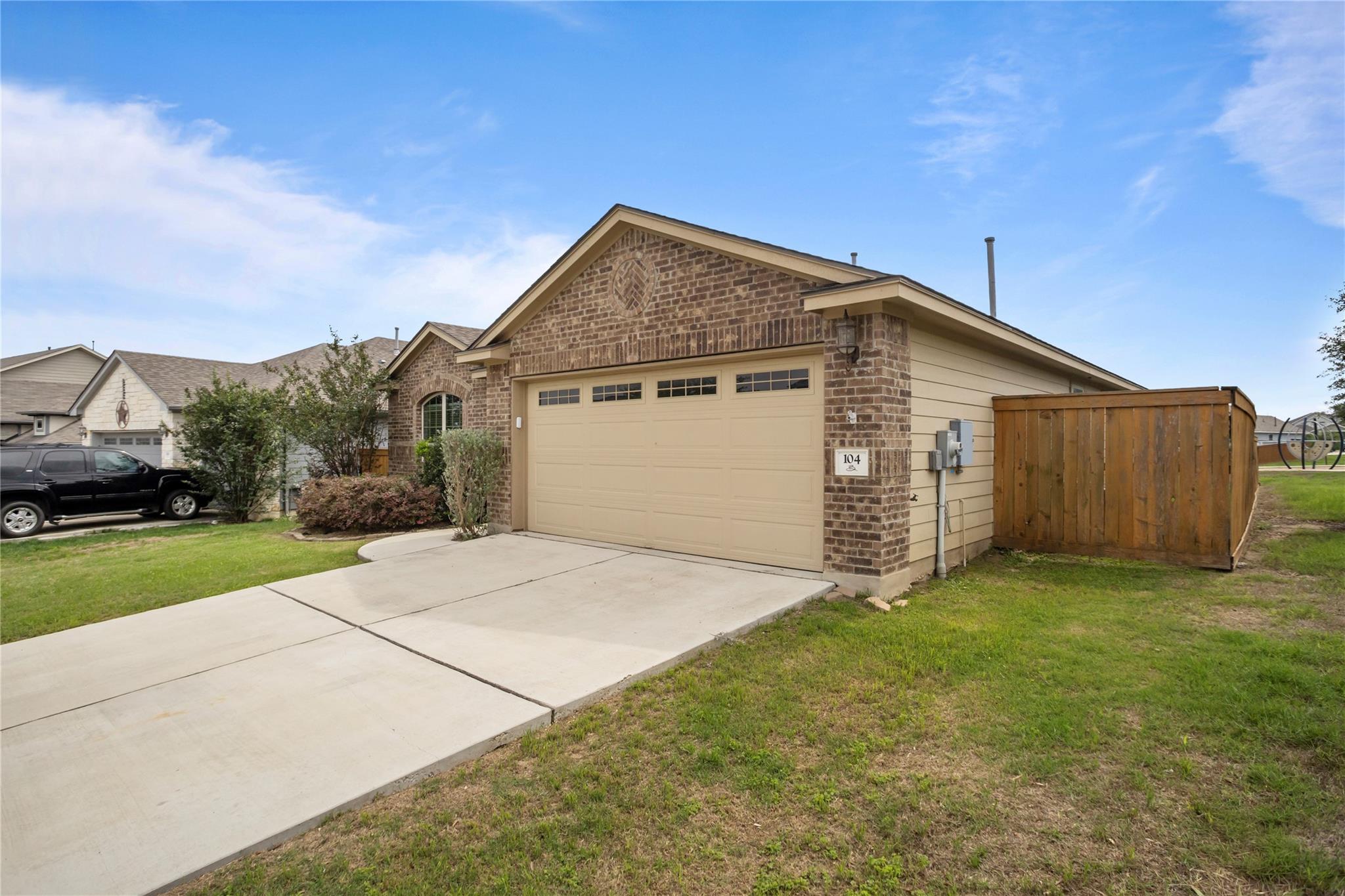 104 Cypress Hills RD — photo 3
