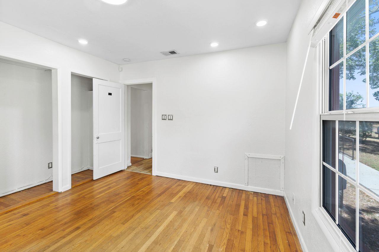 4408 Norwood LN #FRONT BUILDING #1 — photo 5