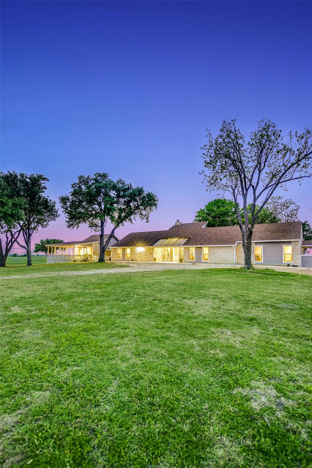 1551 Fm 1466 — photo 3