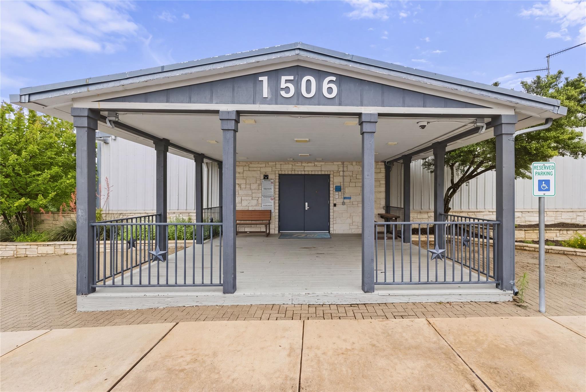 1506 US HWY 281 — photo 3