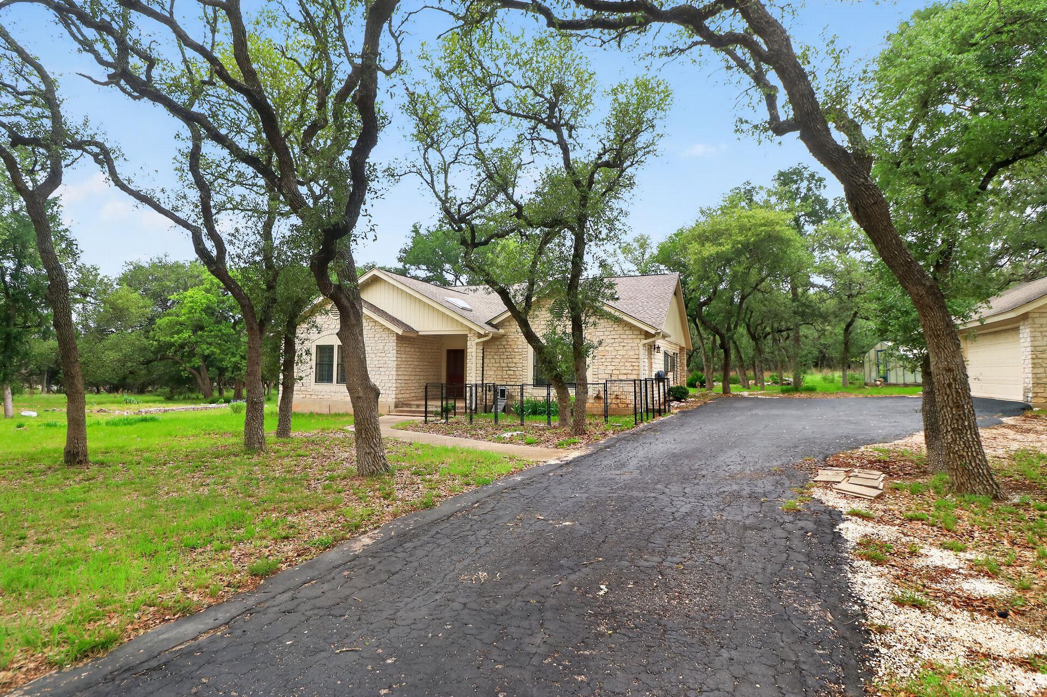 128 Mockingbird LN — photo 3