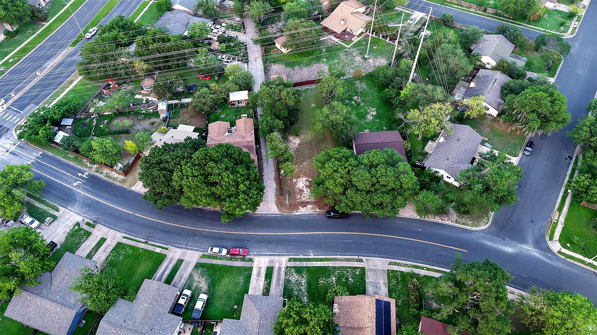 6803 Lunar DR — photo 4