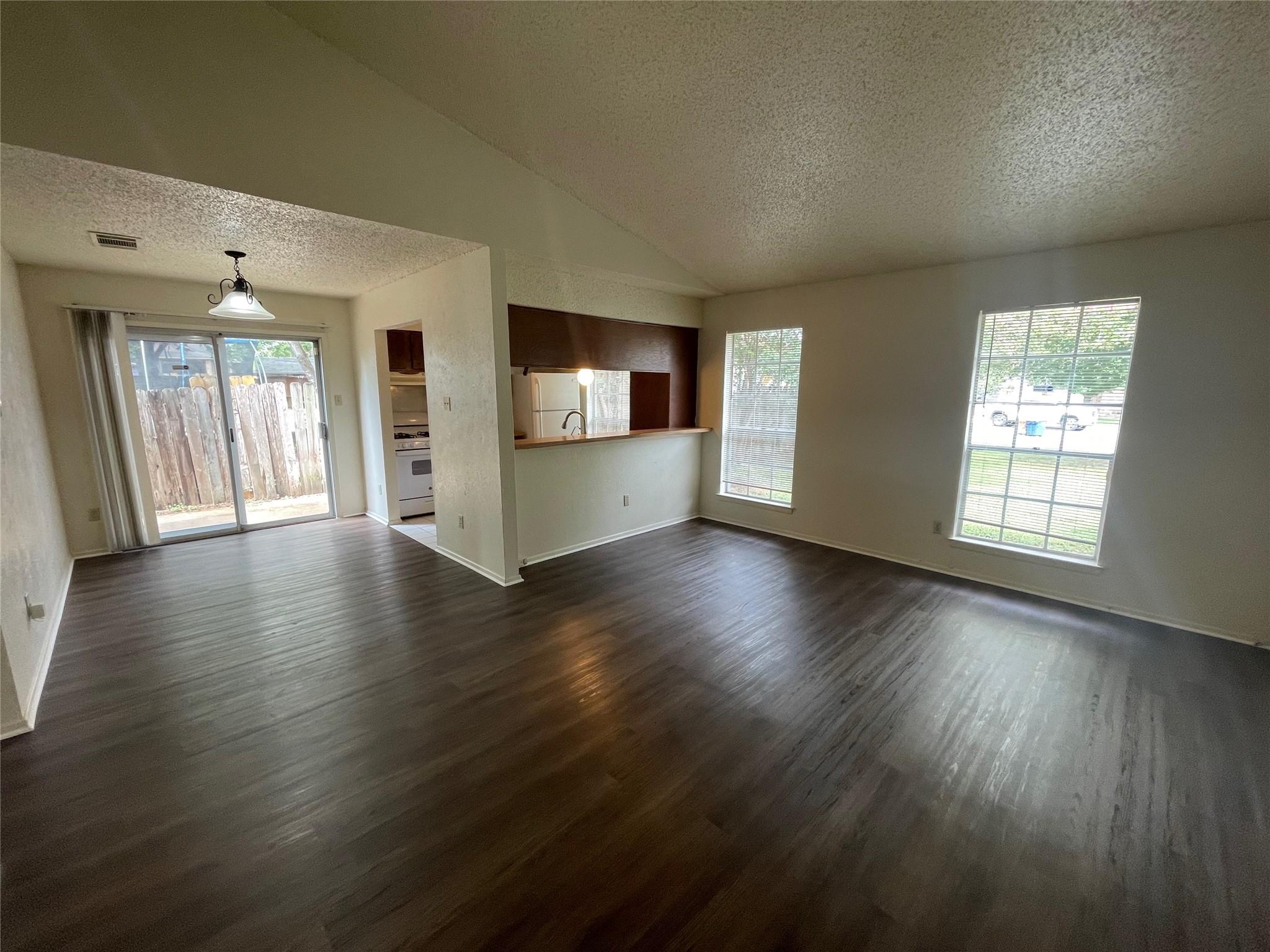 7603 Woodstone CV #B — photo 3
