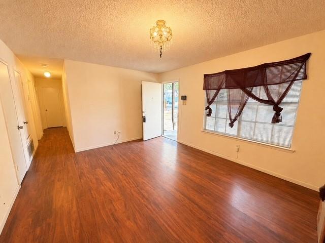 1113 Lawson LN — photo 4
