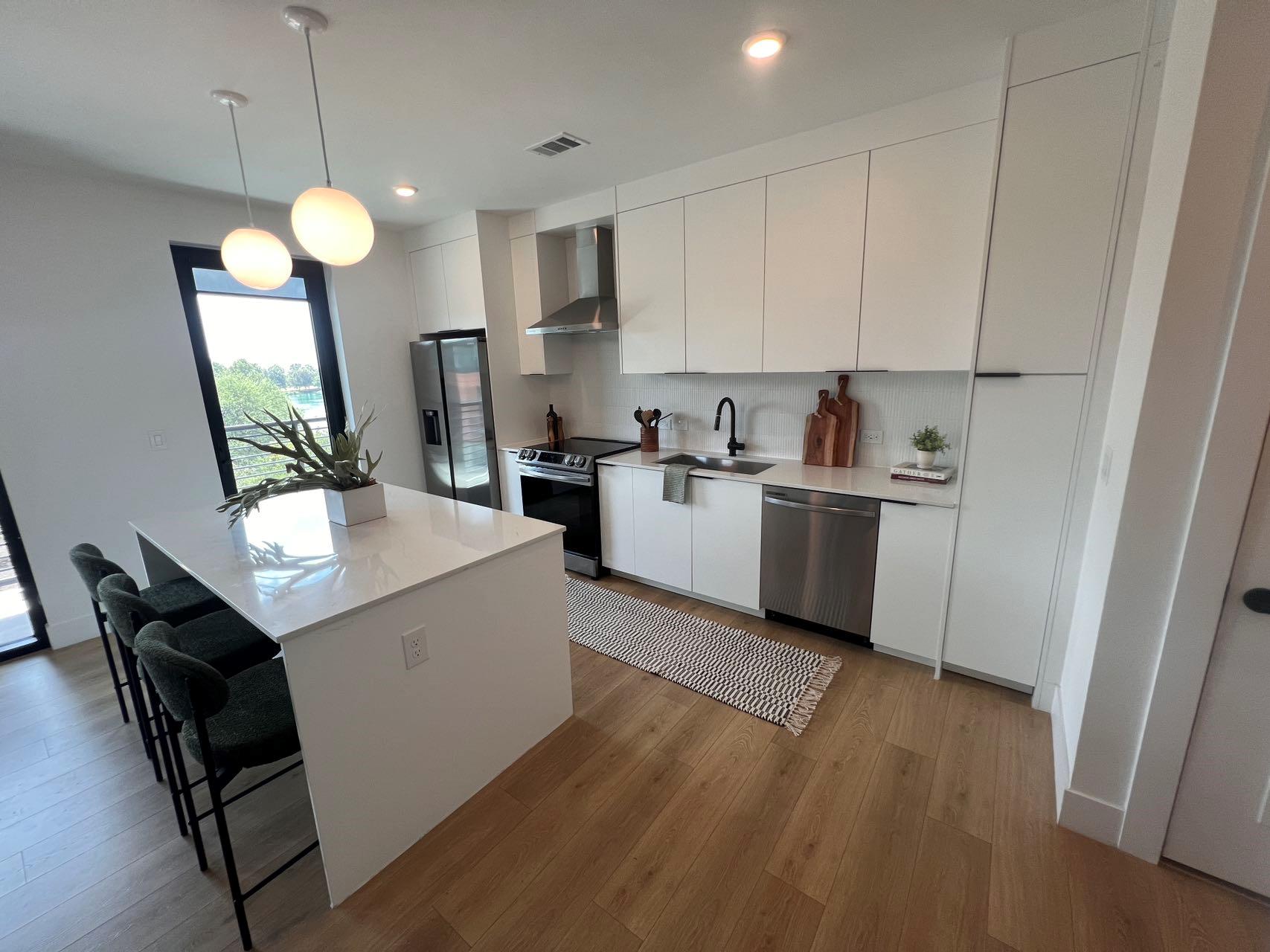 1701 Simond Ave #327 — photo 4