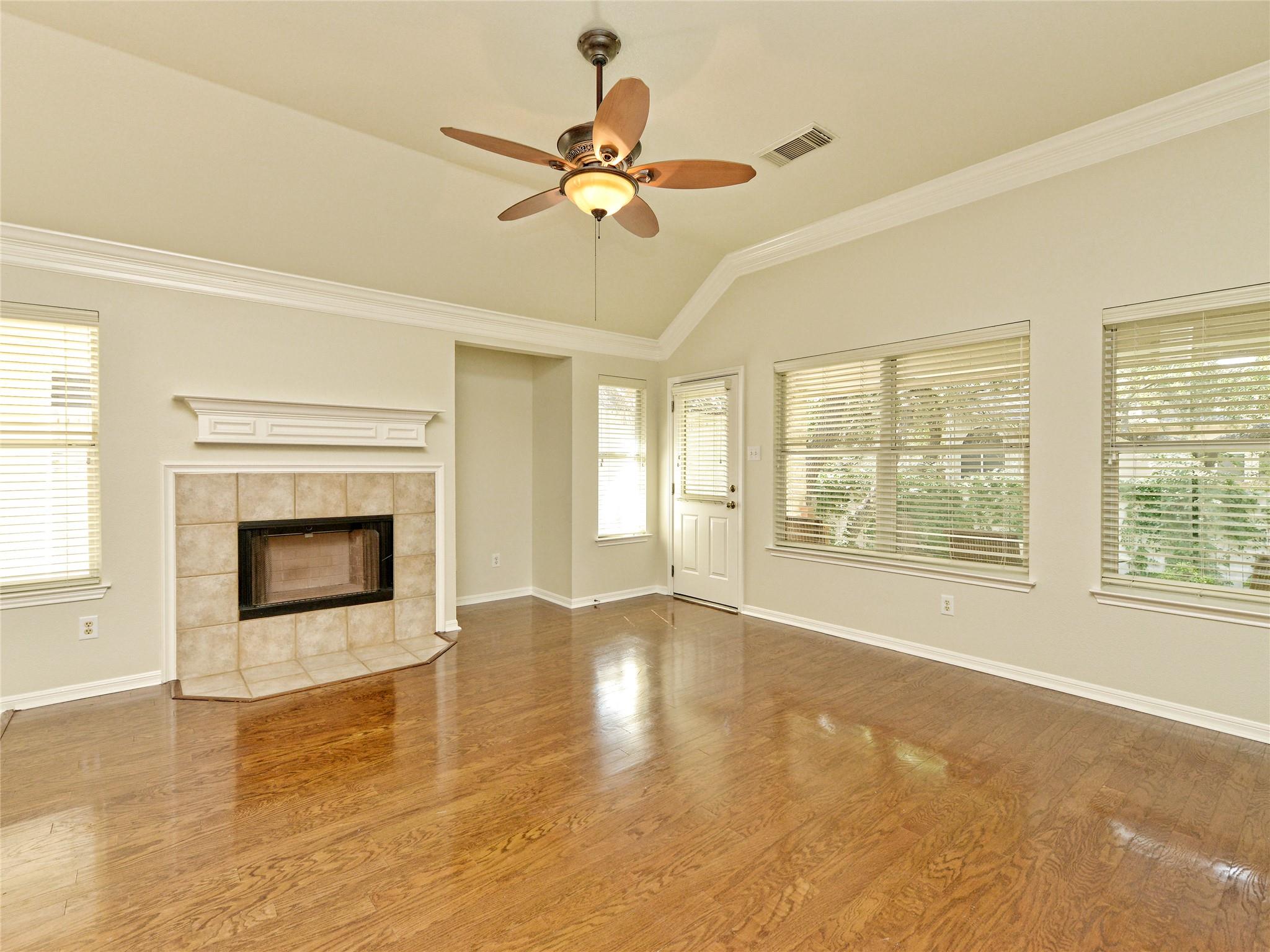 11 Troon DR — photo 4