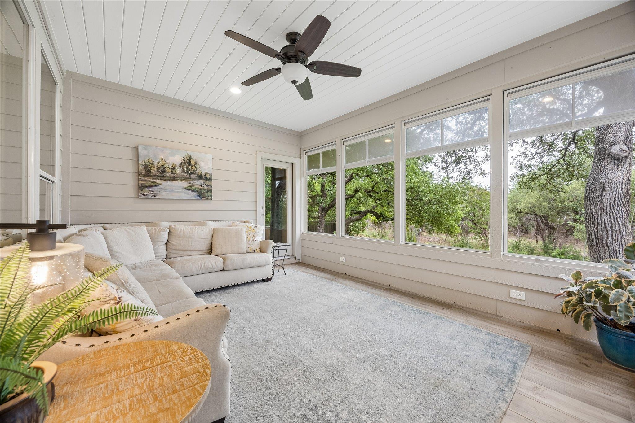 313 Flamingo DR — photo 3