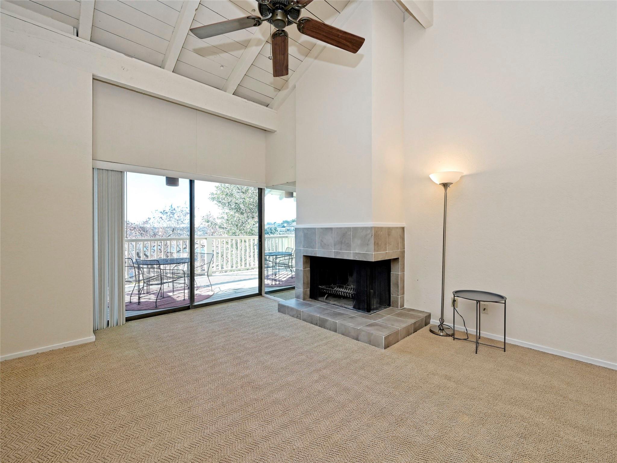 519 Rock Bluff DR — photo 5