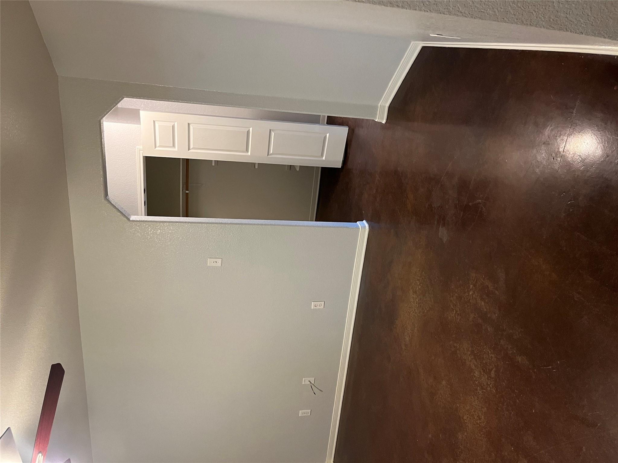 1608 Libby LN — photo 3