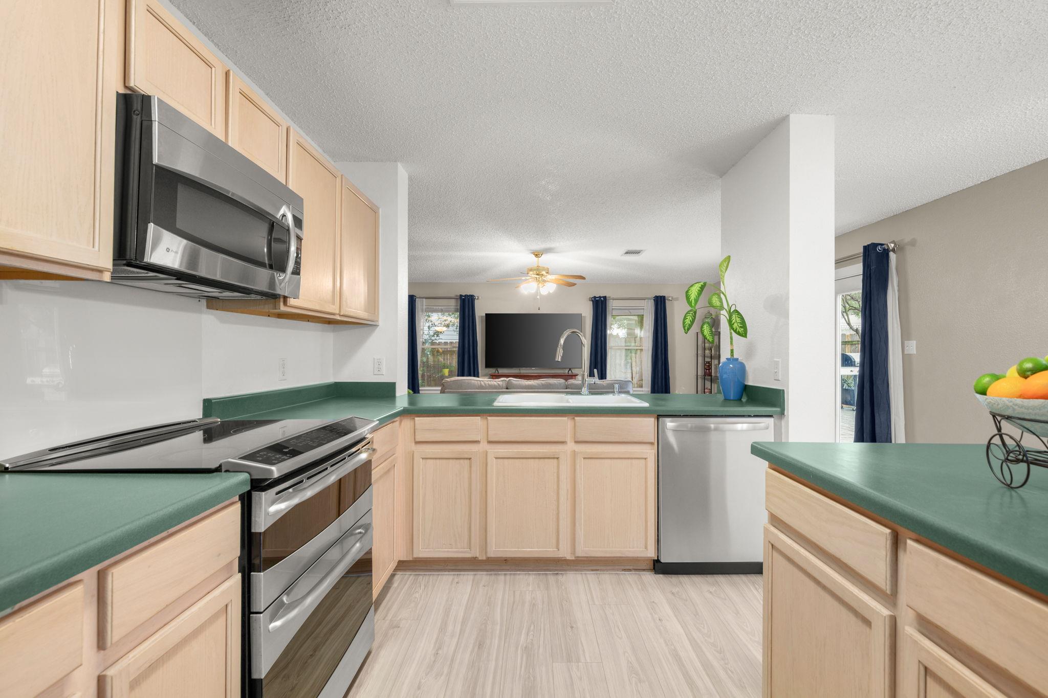 12960 Dionysus DR — photo 4