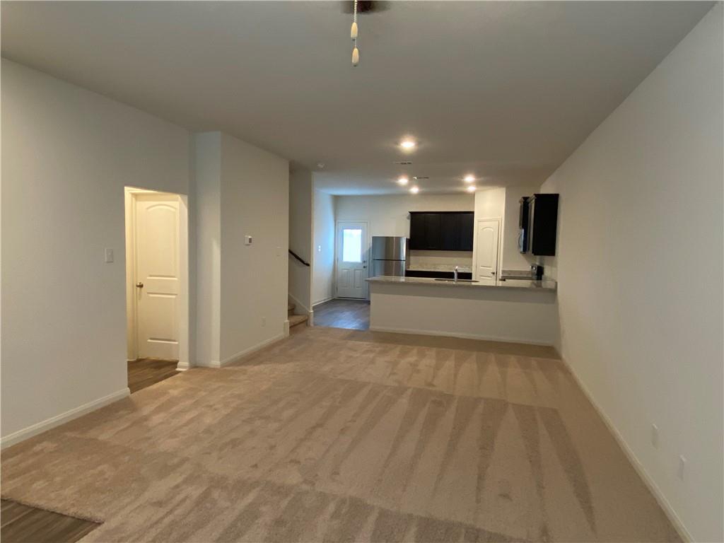 105 Brunswick LN — photo 5