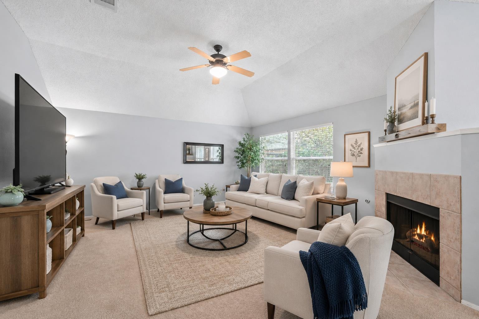 4110 Paseo DR — photo 4